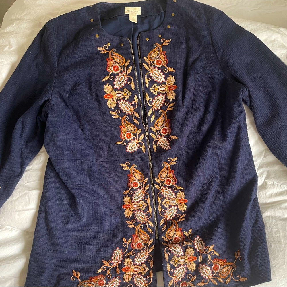 Chicos embroidered jacket size 3